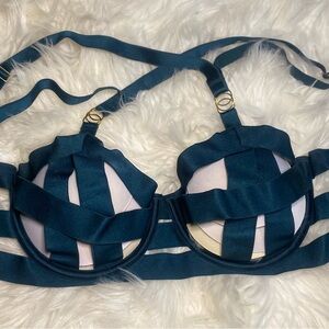 Victoria's Secret Teal Bondage Bra
